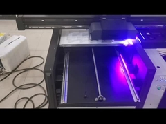 बहुमुखी औद्योगिक यूवी फ्लैटबेड प्रिंटर शक्तिशाली थर्मल ट्रांसफर लेबल प्रिंटर